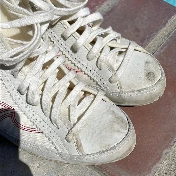 Converse Chucks Taylor Sasha High-Top Sneakers with Red Flame Western Design - Picture 3 of 15